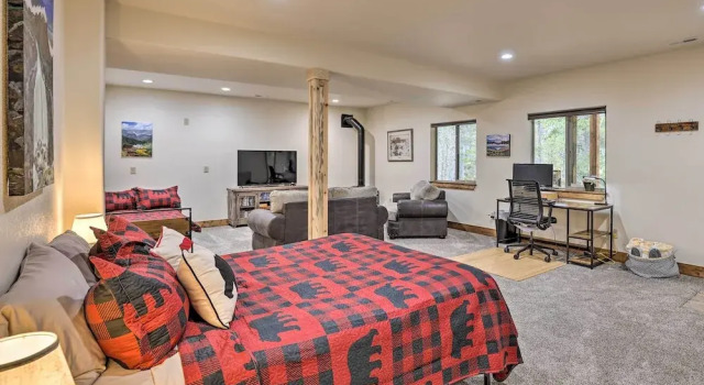 Rocky Mountain Alma Cabin With Deck & Hot Tub!