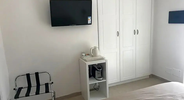 Country House “ Il Mandorlo”, Забронировать Отель Отели Поллика с парковкой, Парковка