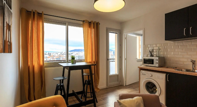 Dormir À Clermont-Ferrand - New York City, Забронировать Отель Отели Клермон-Ферран 4 звезды, рядом с Fontaine d'Amboise, 4*