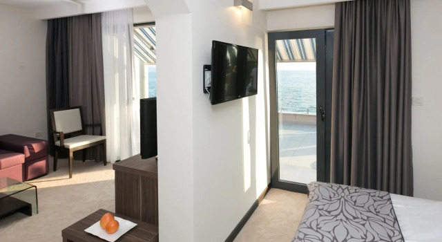 Beach Hotel Split, Book Hotel Podstrana Split Region