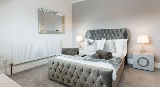 Birkby Lodge Escape, Varaa Huoneisto Asunnot kohteessa Merseyside, Huoneisto