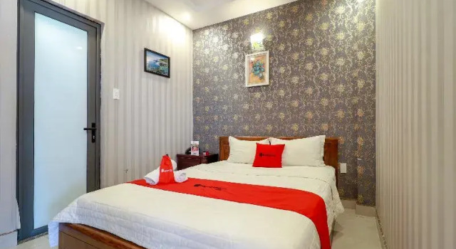 Номер Standard RedDoorz near Vincom Go Vap 2