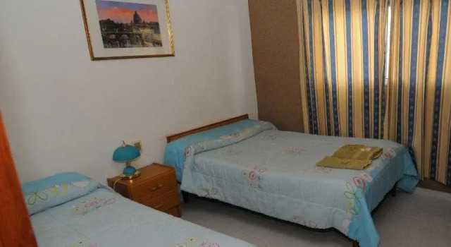 Hotel Riviera, Rezervasyon Otel Colonia otoparklı oteller, Otopark