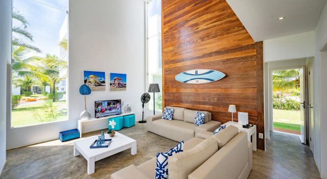 B Blue Beachouses