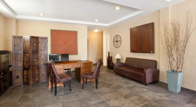 Achillion Hotel