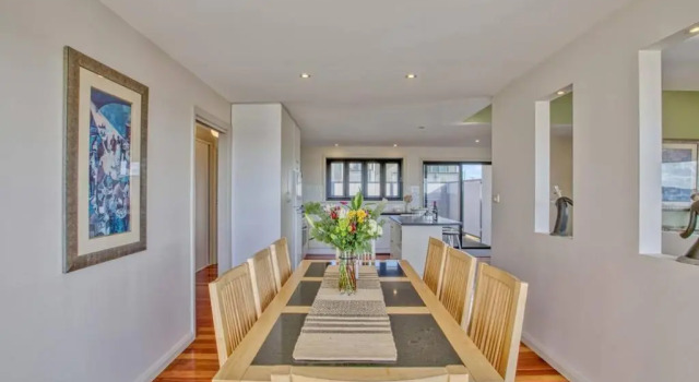 Georges Bay Luxury, Book Hotel Hoteller i St Helens med parkering, Parkering