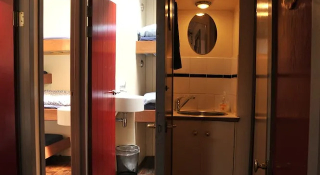 Номер Standard Zeilschip Liberté