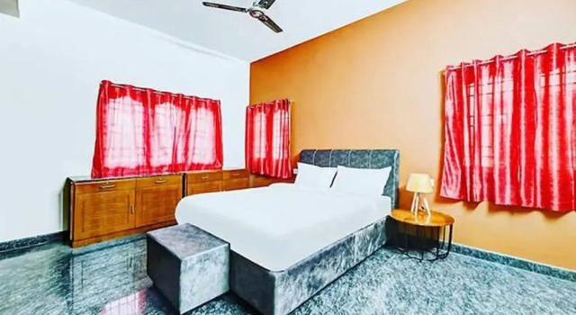 Номер Standard Fabexpress Aathira Inn