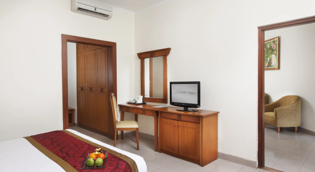 Adhi Jaya Hotel