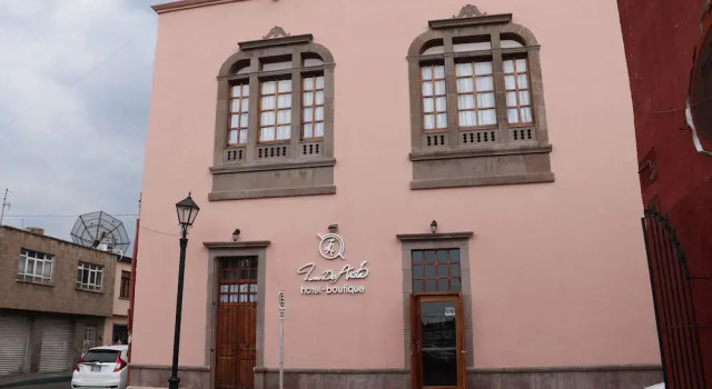 Lu De Anda, Забронировать Отель Отели Сана Луис Потоси с парковкой, Парковка