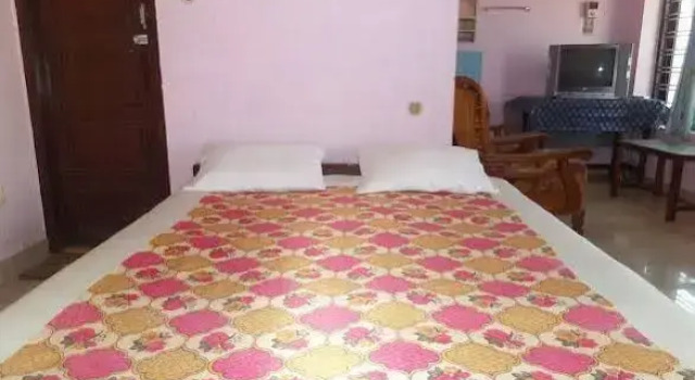 Hotel Deepak, Rezerwuj Hotel Kovalam Nowe Delhi
