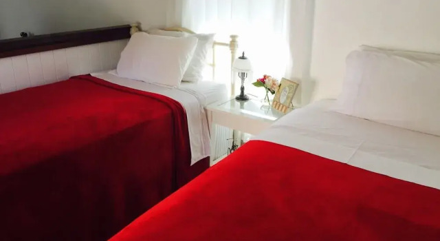 Maison de May Boutique Bed &breakfast, Забронировать Бутик-отель Ньюкастл Новый Южный Уэльс