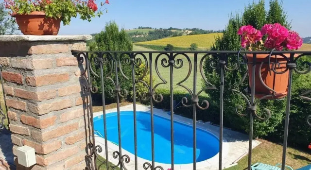 Il Castelletto di Gomo, Boek Villa SPA-hotels in Godiasco, SPA