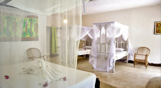 Двухместный номер Standard с балконом и с видом на бассейн Mvuvi Lodge Watamu