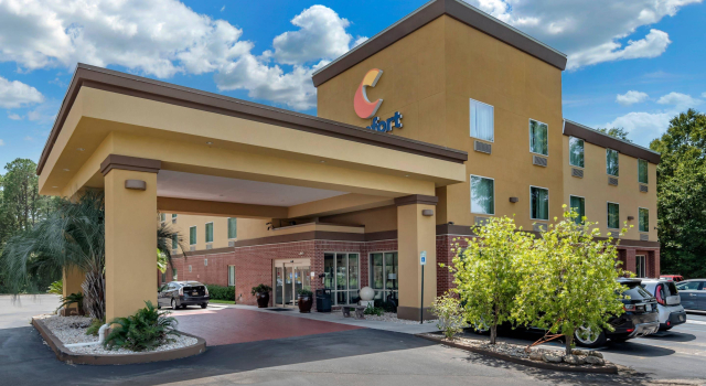 Comfort Suites Biloxi/Ocean Springs, Забронировать Отель Оушен-Спрингс Миссисипи - побережье