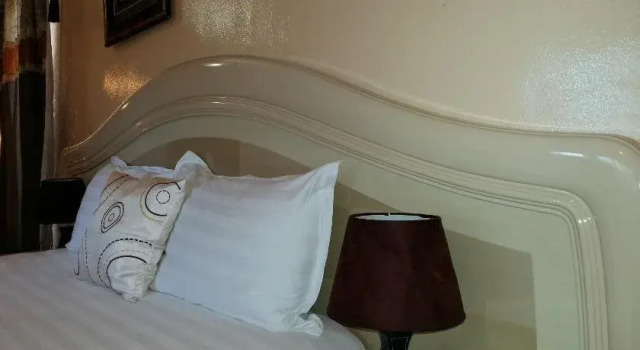 Exotica Guest Lodge