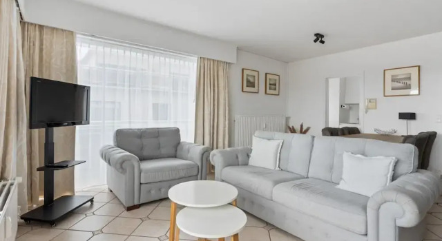 Apartment Near Train Station, Prenota Appartamento Hotel a Flanders con parcheggio, Parcheggio