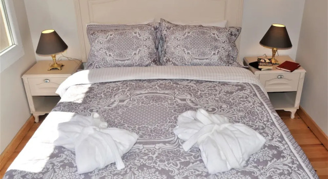 Люкс с балконом и с видом на море Emil House Apart Hotel