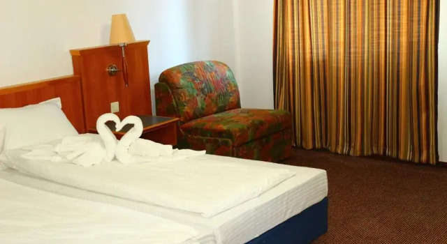 Трёхместный номер Standard Hotel Atlantic Costinesti