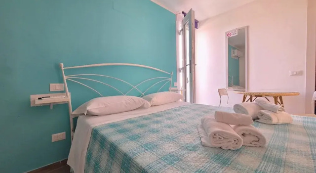 Номер Comfort B&B Litoranea 80