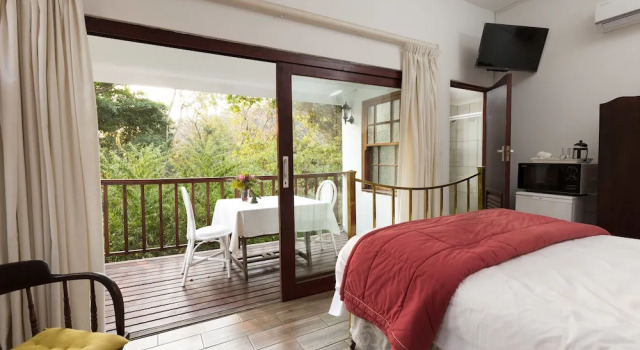 Люкс Comfort Royston Hall Guesthouse