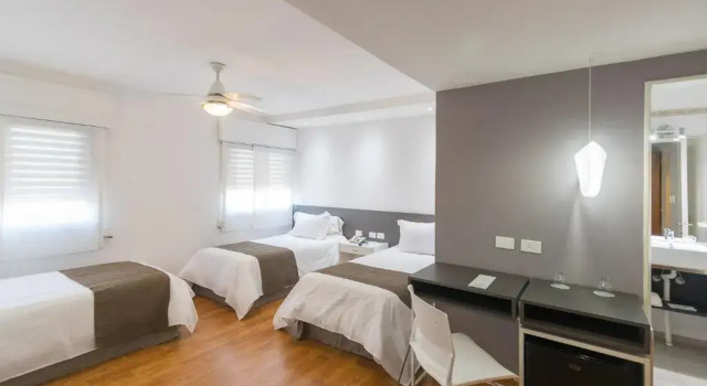 Трёхместный номер Standard Gran Hotel Parana