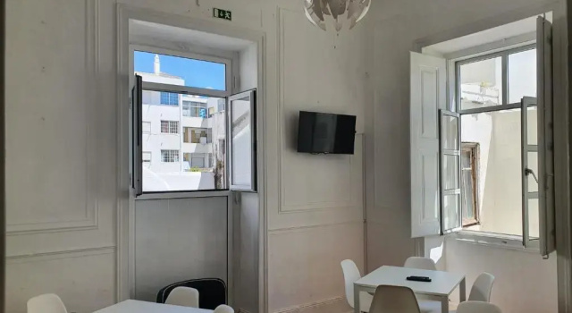Кровать в общем номере Baixa Terrace Hostel