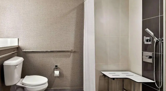Двухместный люкс c 1 комнатой Ventura Beach Marriott