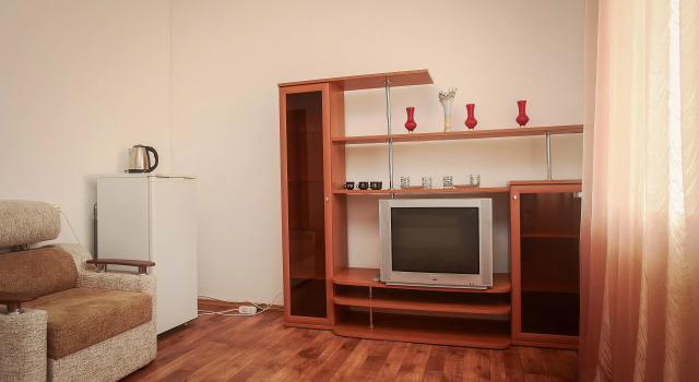 Holiday Village Dubravushka, Забронировать Отель Криница Берег Геленджика, рядом с Дикие пляжи между Криницей и Беттой