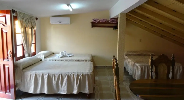 Hostal El Atico, Rezervovat Hotel Hotely v Sancti Spiritus se snídaní, Snídaně