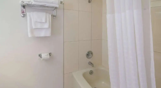 Номер Standard SureStay by Best Western North Vancouver Capilano