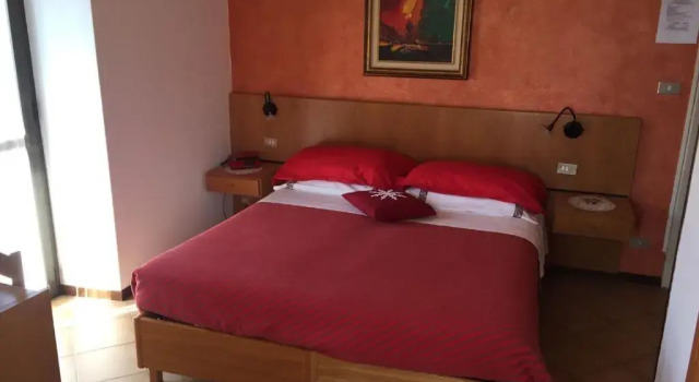 Двухместный номер Standard Hotel Carrara