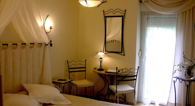 Двухместный номер Comfort Logis Hôtel Restaurant Les Norias