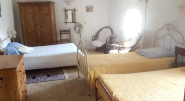 House With 2 Bedrooms in Vers-pont-du-gard, With Enclosed Garden and Wifi