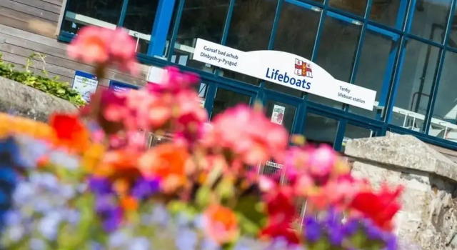 Lower Albion, Забронировать Отель Тенби 