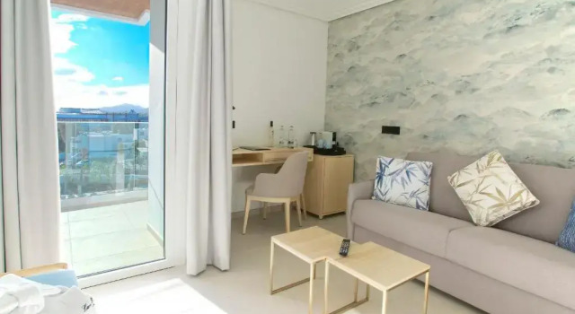 Полулюкс с видом на сад Hotel Lava Beach