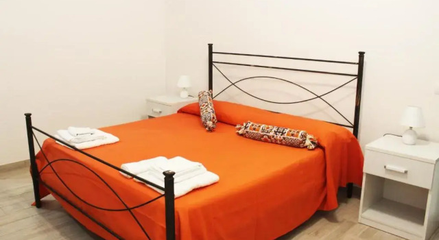 B&B Ciccannina, Book Bed and Breakfast Hotels in Sicily with Parking, Parking