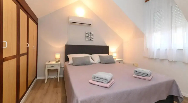 Apartments Lavander, Prenota Appartamento Splitska 