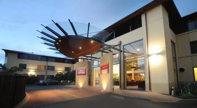 Heartland Hotel Auckland Airport, Забронировать Отель Отели Мангере 4 звезды, 4*