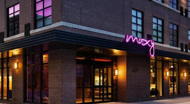 Moxy Omaha Downtown, Rezerwuj Hotel Hotele w Omaha z parkingiem, Parking