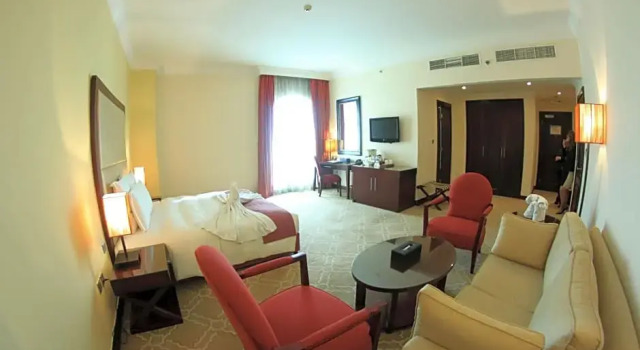 Suite Grand Regal Hotel