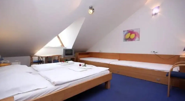 Standard Dreier Zimmer Libero Residence