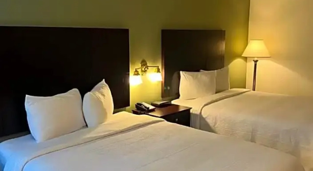 Номер Standard The Grand Hotel Nanaimo