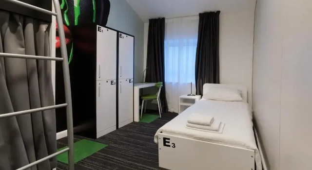 Кровать в общем номере Hostel 365 For U