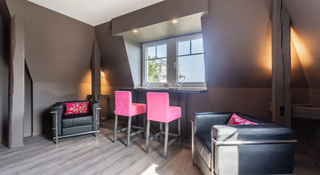 OPENROC, Rezervovat Hotel Hotely v Niedermorschwihr s parkováním, Parkování