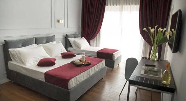 Номер Deluxe с балконом Unicum Roma Suites