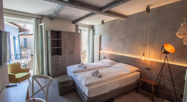 Двухместный номер Standard с балконом Seven Boutique Hotel