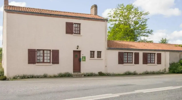 Gîte Rouans, 2 pièces, 4 personnes - FR-1-306-830, Đặt Khách sạn Rouans 