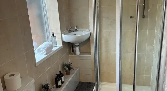 Четырёхместный семейный номер Standard Sheridans hotel