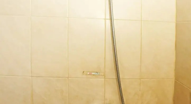 Suite Super OYO 92674 Hotel Ciputat